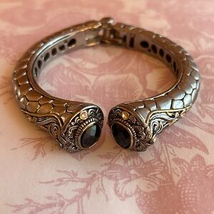 Vintage Style Crystal Snake Textured Cuff Bracelet Antique Silver Tone